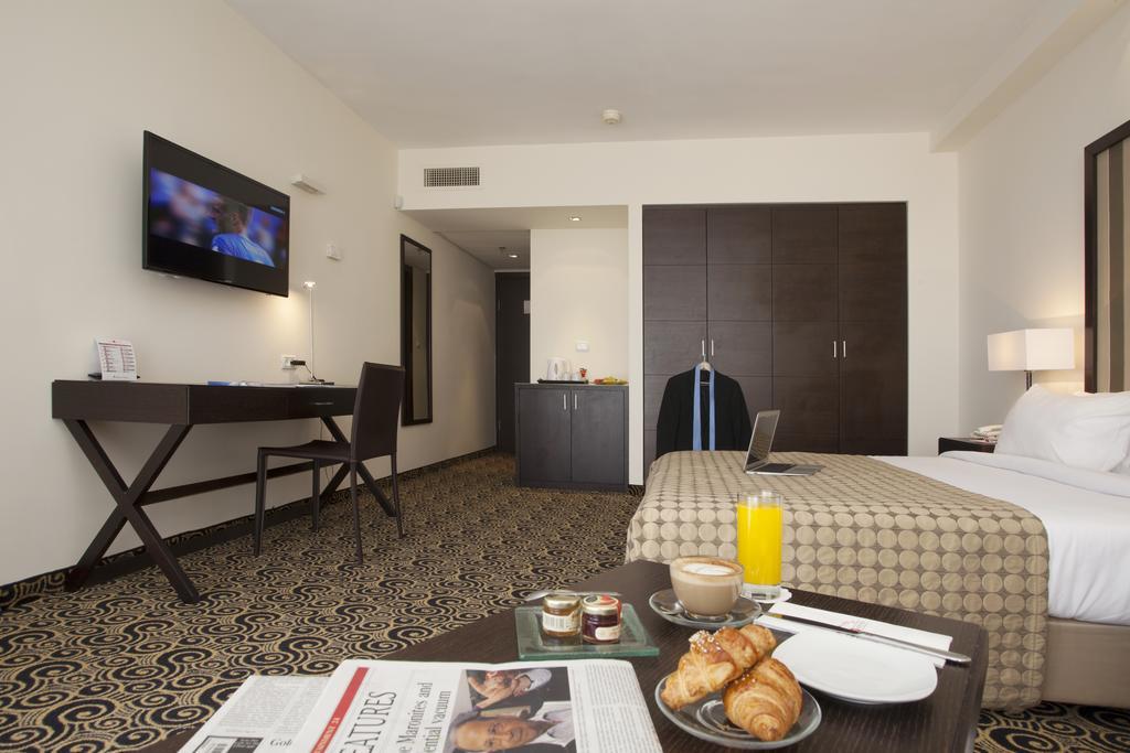 Hod Hasharon Luxury Apartment Herzelia 외부 사진