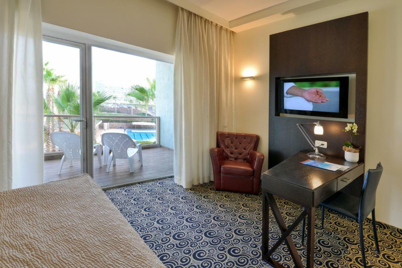Hod Hasharon Luxury Apartment Herzelia 외부 사진